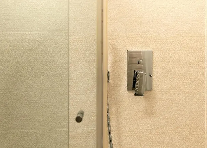 فندق مبيت وإفطار Casa Vacanza Del Barone Via Paglia 33 بيرغامو