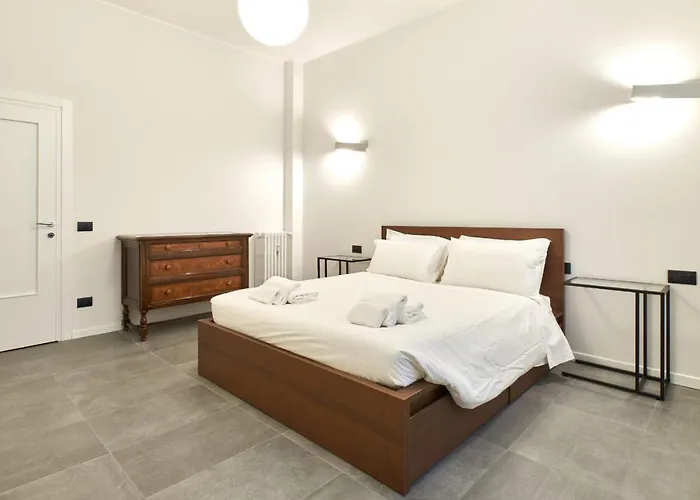 Casa Vacanza Del Barone Via Paglia 33 * بيرغامو